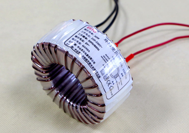 微型变压器EEIO-WX30W 230V/5V  [体积小易安装变压器]